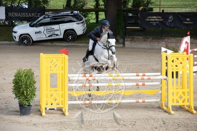 2B4A2140 | pixelfaenger - Realisiert mit Pictrs.com