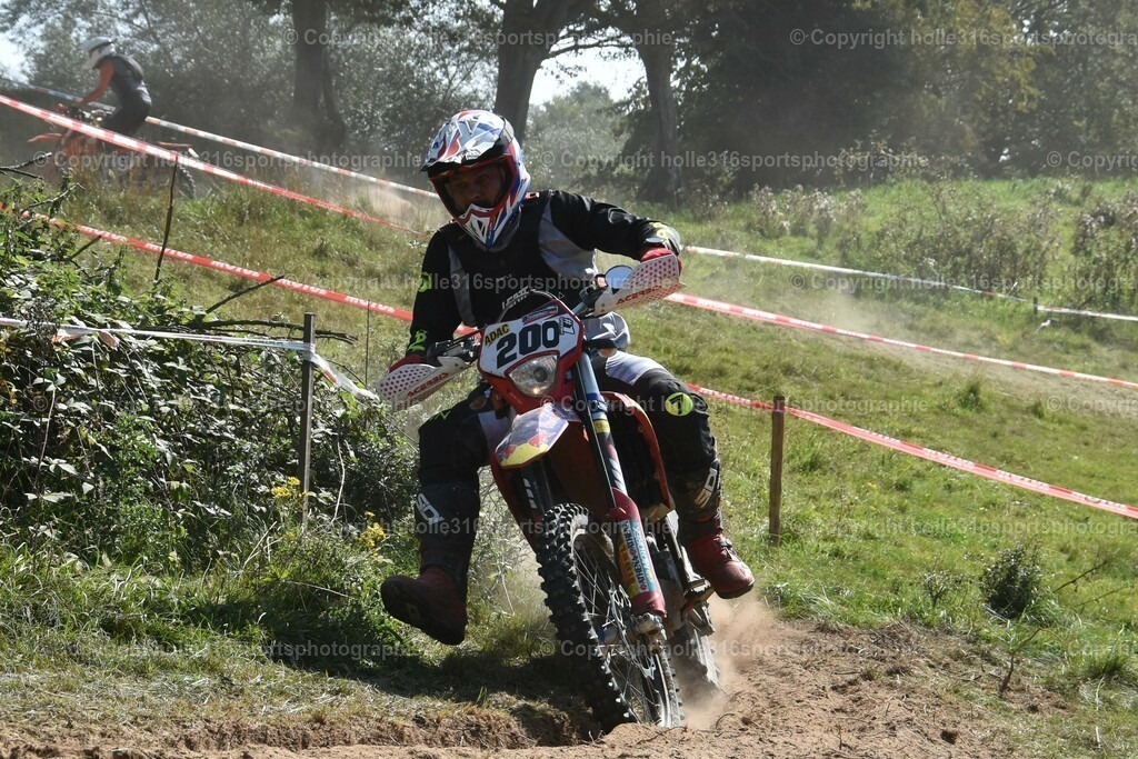 DSC_0131 | Sportfotografie , Motorsport, Motoross, Reitsport, Mointainbike, Enduro,
Landschaft , Outdoor, Eventfotografie, Landschaft, Bilder online bestellen - Realisiert mit Pictrs.com