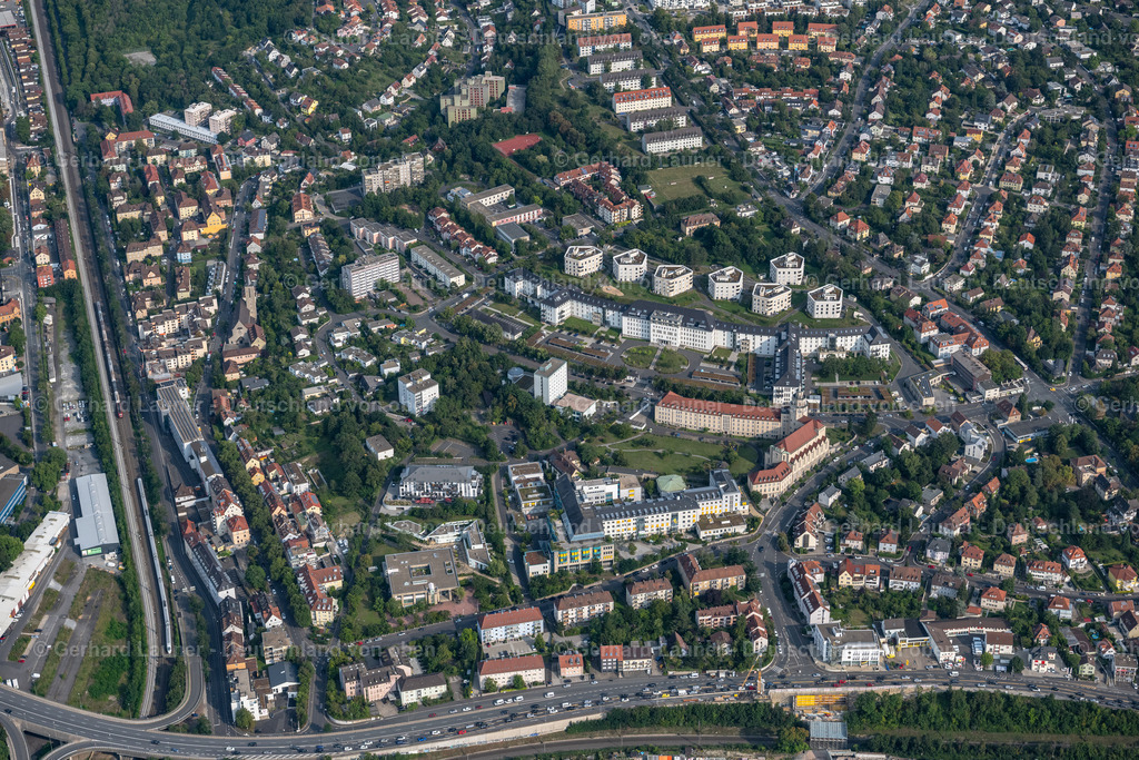 4047757 | WüRZBURG 21.08.2021 Stadtteil- Ansicht im Stadtgebiet im Ortsteil Frauenland in Würzburg im Bundesland Bayern, Deutschland. // District view in the urban area in the district Frauenland in Wuerzburg in the state Bavaria, Germany. Foto: Gerhard Launer