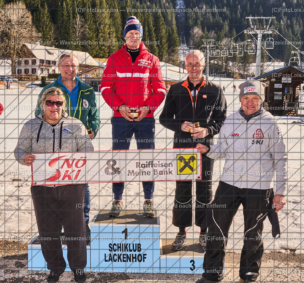 ALP0779_MastersCup-RTL-I_LKHF_Siegerehrung | NÖ Raiffeisen MastersCup, Jugend - Damen - Herren, Riesentorlauf-Rennen 1 auf der Fuchswaldpiste, durchführender Verein: Schiklub Lackenhof, So 9. Februar 2025.