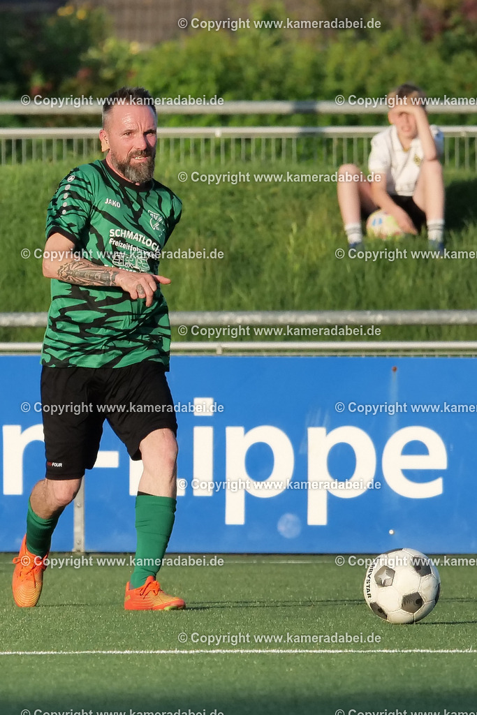 Fußball Kreispokal 25/26 Ü 32 : Spiel um Platz 3 : SV 08/29 Friedrichsfeld - SV Ringenberg AH  2 : 1 | Fußball Kreispokal 25/26 Ü 32 : Spiel um Platz 3 : SV 08/29 Friedrichsfeld - SV Ringenberg AH  2 : 1Spielort : Voerde Friedrichsfeld - Realisiert mit Pictrs.com