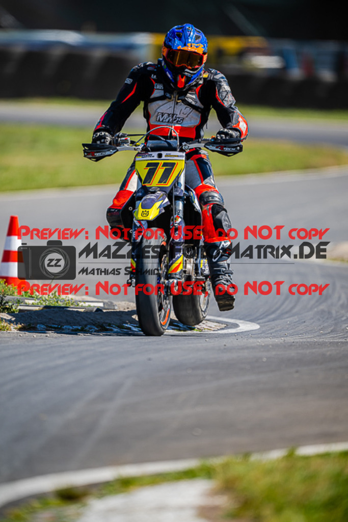 MaZZes_FotoMatrix_220702_1149 | S1