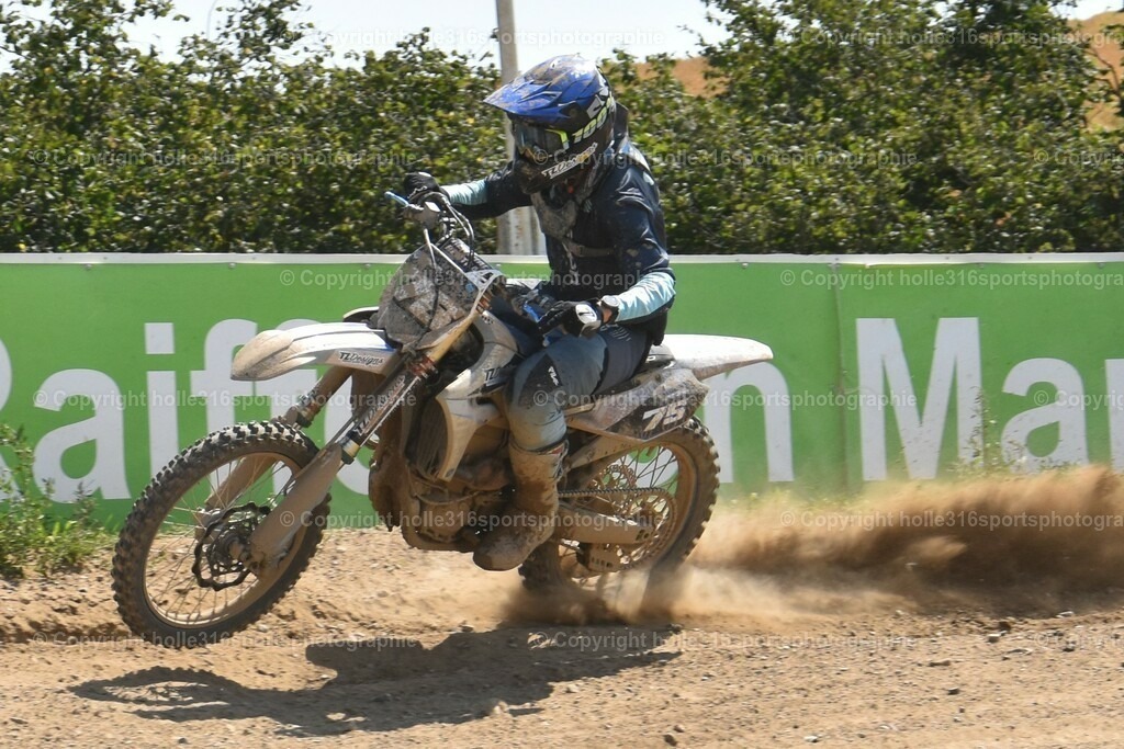 DSC_0114 (2) | Sportfotografie , Motorsport, Motoross, Reitsport, Mointainbike, Enduro,
Landschaft , Outdoor, Eventfotografie, Landschaft, Bilder online bestellen - Realisiert mit Pictrs.com