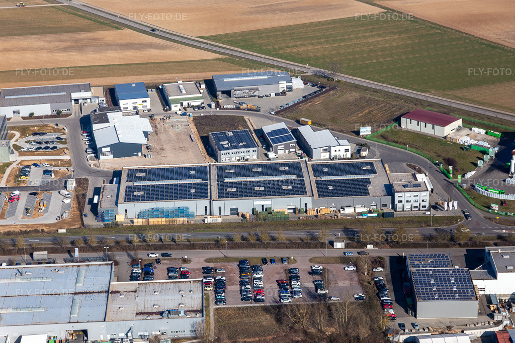 Luftbild: Gewerbepark West II mit Ampco Pumps GmbH, Hellmann Grosshandel, Martin Dradrach Verpackungen, BioMyCel UG und Klarsicht-verpackungen Weber GmbH (Pfalz) in Herxheim bei Landau im Bundesland Rheinland-Pfalz in Deutschland. Foto: IMG_125782.jpg vom 02.03.2021 durch Werner Riehm/FLY-FOTO.de