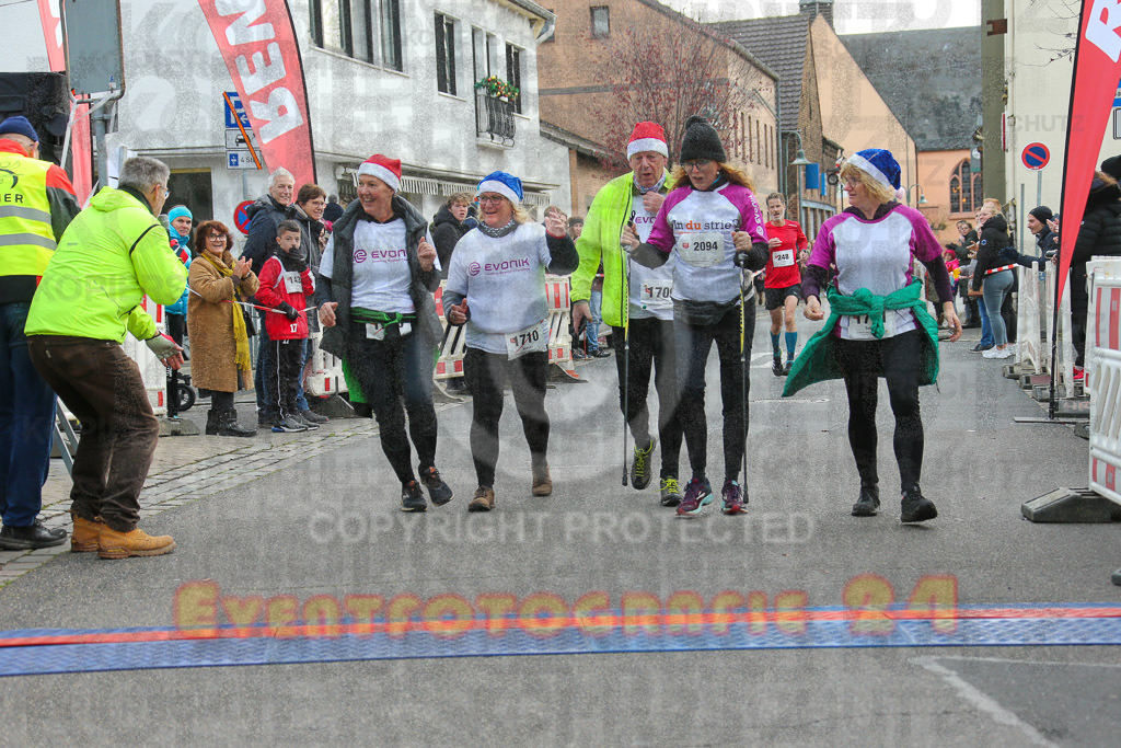 221127_1206_EX1_1955 | Sportfotografie im Rhein-Sieg Kreis, Köln, Bonn, NRW, Rheinland Pfalz, Hessen, etc. Unser Tätigkeitsfeld umfasst den Laufsport vom Volkslauf über den Marathon, Duathlon, Triathon bis zum Ultralauf wie Kölnpfad Ultra oder Schindertrail.