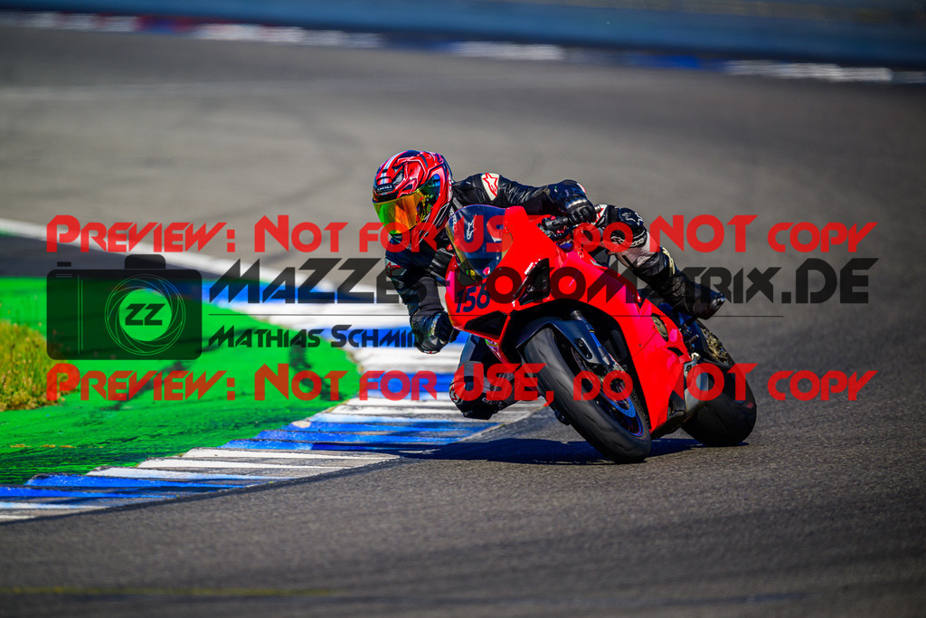 MaZZes_Fotomatrix_20250519_6007705_9173-2 | GELB