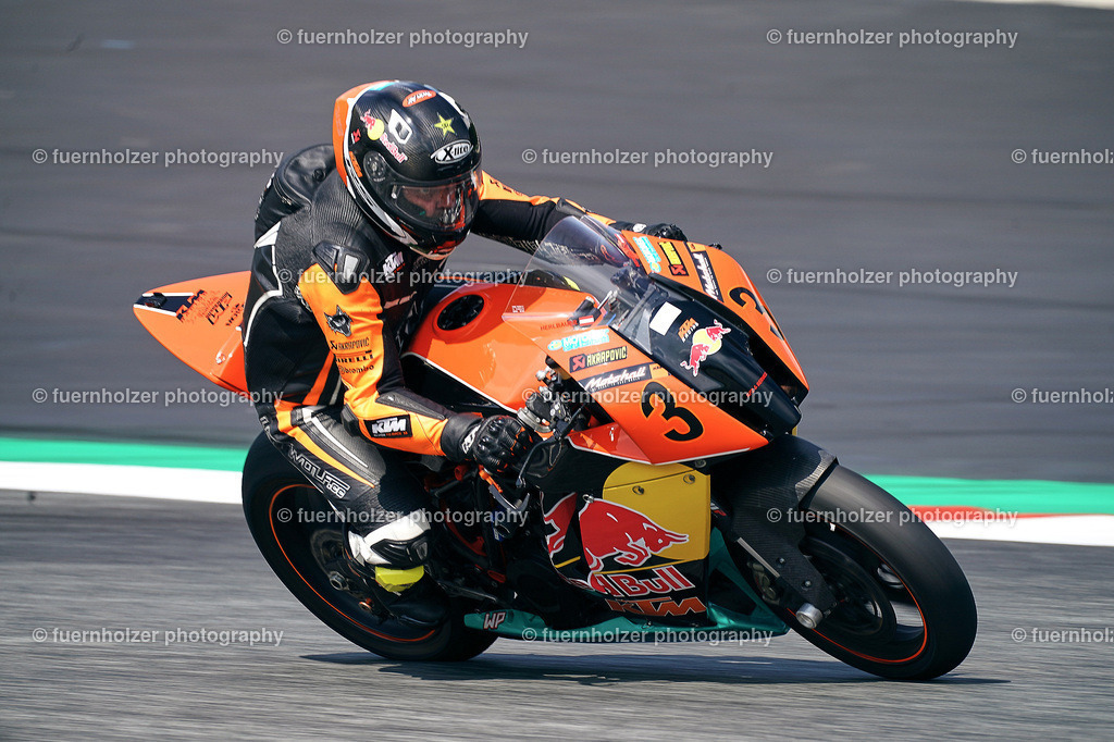 fuernholzer_220827-HG-HEN05333 | © Henry Gasselich (fuernholzer photography)