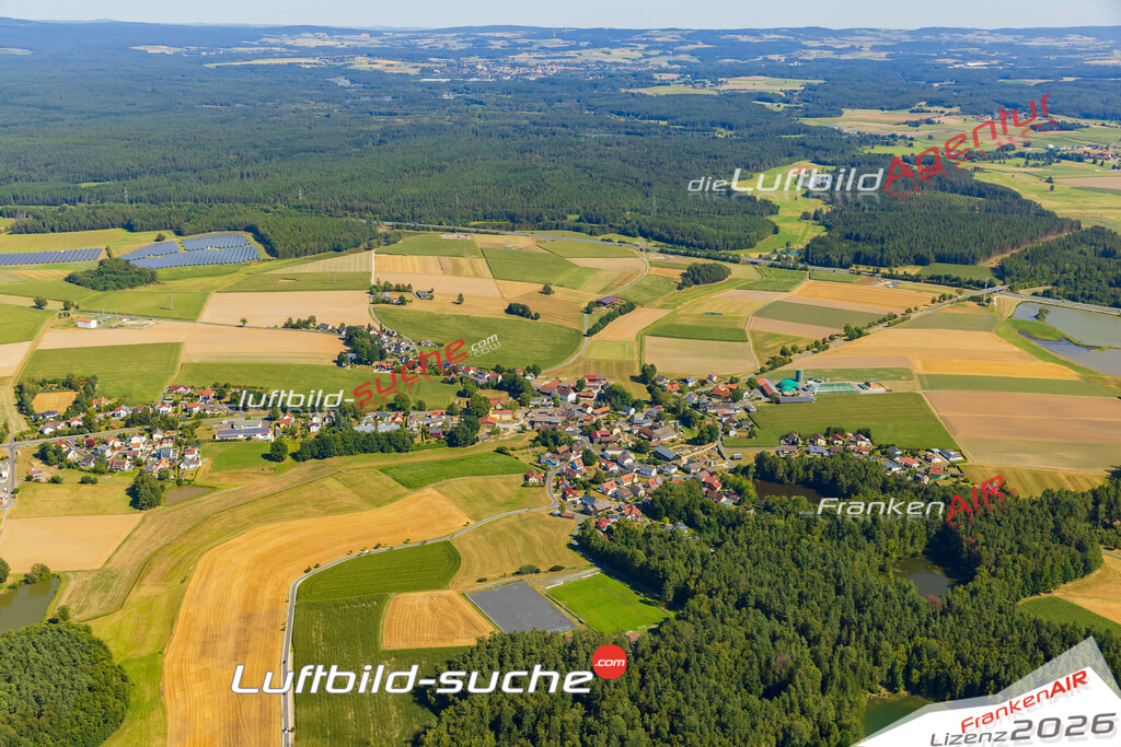 Schöne Luftaufnahme als Geschenk in Schönhaid Wiesau - Die Luftbildaufnahme wurde 2025 vom UL-Flugzeug heraus erstellt ( keine Drohne ) - Hochauflösende Luftaufnahme -Nicht vergleichbar mit Google Maps oder Satelittenbilder- Die Geschenkidee !Mit Lizenz und Bildrechte bestellbar