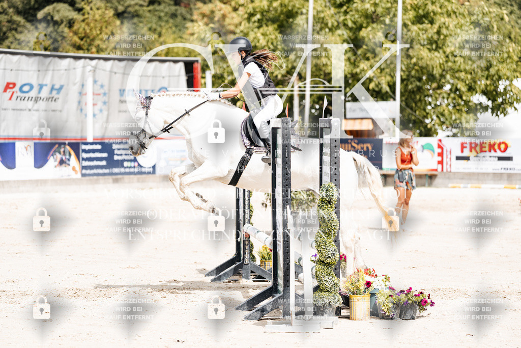 CK906479 | Turnierfotografie Pferdefotografie Trier Rheinland-Pfalz Pferdesport Reitsport Tierfotografie Sportfotografie Pferdevideo Pferdevideografie Equestrianvideography equestrianphotography  - Realisiert mit Pictrs.com