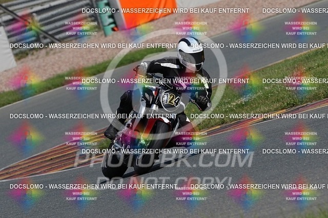 2016-07-01-PBK-5183 | Sportfotografie; SlowMotion; Video; Rennstrecke; Hafeneger; RSE; Speer; Trackday; Motorsportarena; Hockenheimring; Brno; Most; Barcelona; Valencia, Benny; Kaetzmer;