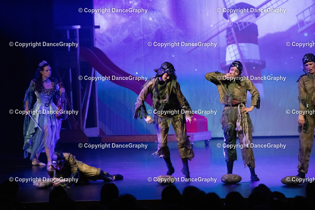 GPHY1828 | DanceGraphy - Realisiert mit Pictrs.com