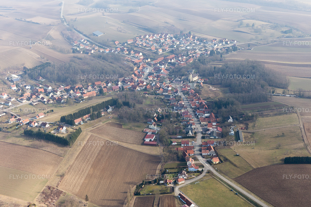 Aerial view: View of the town in Neewiller-près-Lauterbourg in the state Bas-Rhin, France.Photo: IMG_096924.jpg taken on 02/19/2017 by Werner Riehm/FLY-FOTO.comResolution of the original: 5472 x 3648 px