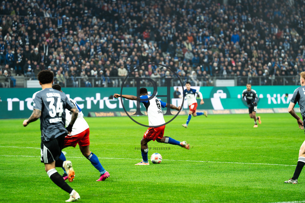 15.Spieltag HSV - SGE_SC-46 | Philipp-Heist - Realisiert mit Pictrs.com