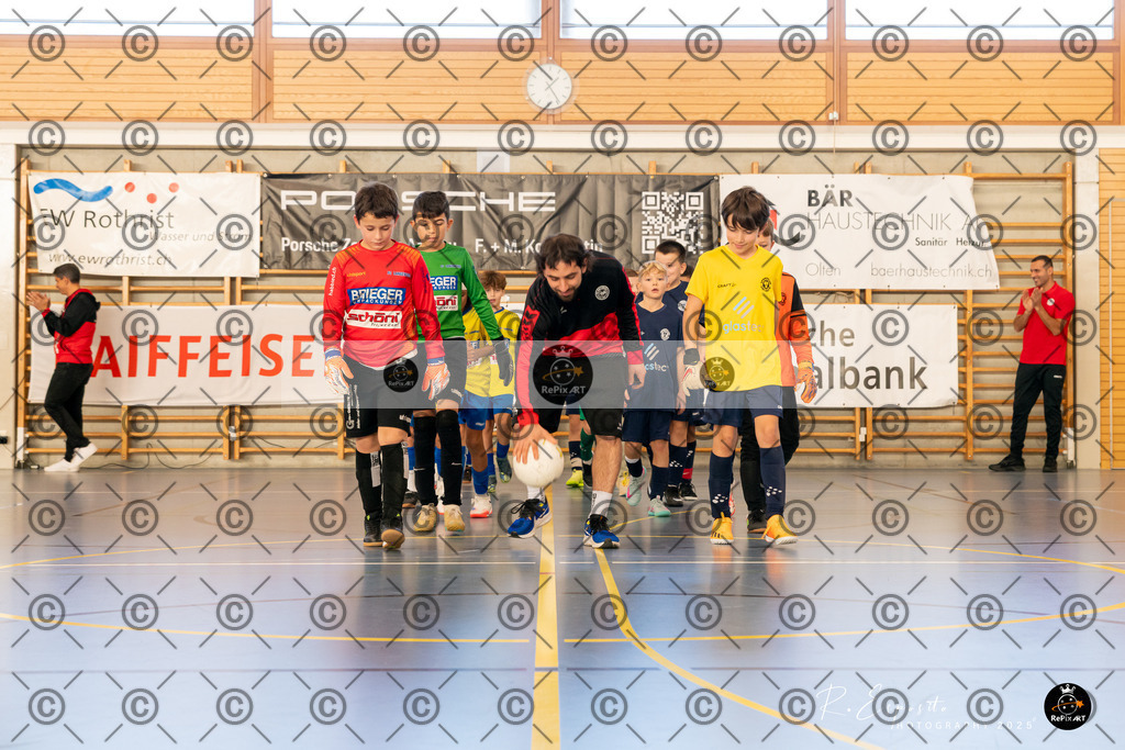 20251122_FCR-Hallenturnier-E_007-66 | Sport und Naturfotografie von Roberto Esposito zeigt echte Momente Bewegung und die Schönheit der Natur. Ausdrucksstarke Bilder schaffen Emotionen.
