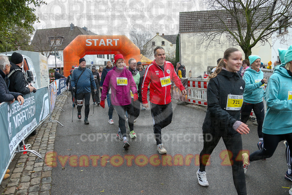 251130_1032_EX1_5125 | Sportfotografie im Rhein-Sieg Kreis, Köln, Bonn, NRW, Rheinland Pfalz, Hessen, etc. Unser Tätigkeitsfeld umfasst den Laufsport vom Volkslauf über den Marathon, Duathlon, Triathon bis zum Ultralauf wie Kölnpfad Ultra oder Schindertrail.