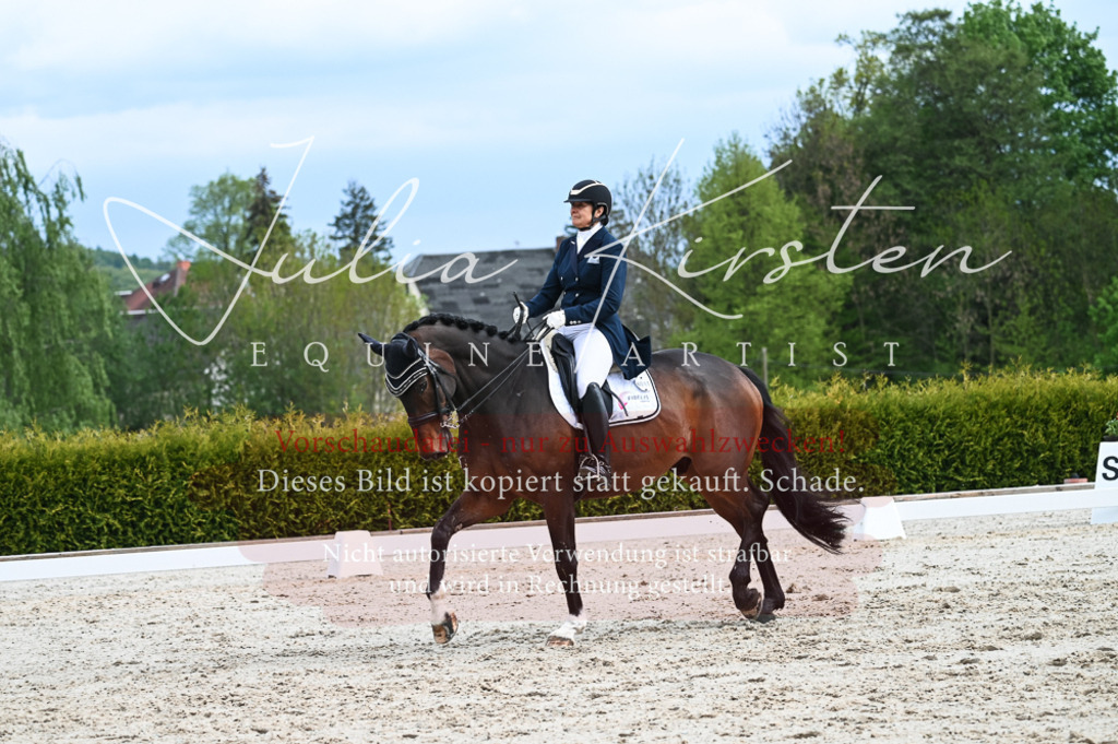 20230513_JK-Röhrsdorf-12-260 | Pferde- und Turnierfotografie in Westsachsen. Pferdeportraits, Auftragszeichnungen und intuitive Kunst.