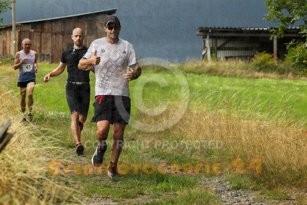 250801_1852_EV4_7629 | Sportfotografie im Rhein-Sieg Kreis, Köln, Bonn, NRW, Rheinland Pfalz, Hessen, etc. Unser Tätigkeitsfeld umfasst den Laufsport vom Volkslauf über den Marathon, Duathlon, Triathon bis zum Ultralauf wie Kölnpfad Ultra oder Schindertrail.