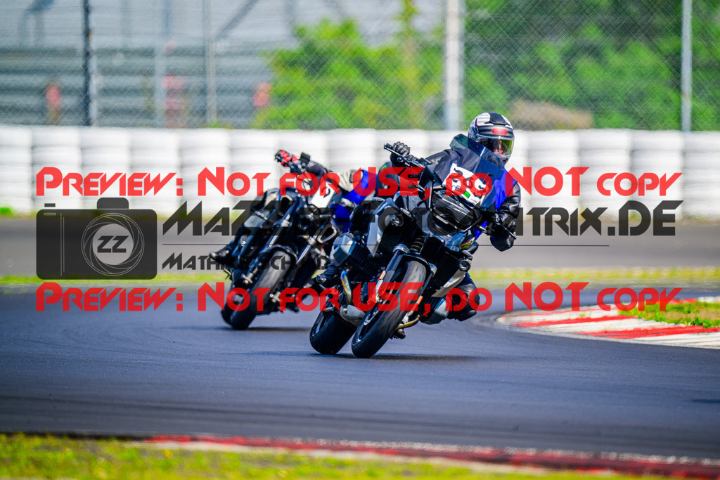 MaZZes_FotoMatrix_240717_6007705_2-75 | INST