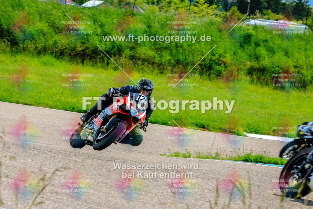 MotoTeam-0309 | Hier findet Ihr Bilder von Touristenfahrten auf der Nürburgring Nordschleife oder von anderen Veranstaltungen die ich besucht habe. Viel Spass beim Durch Schauen 