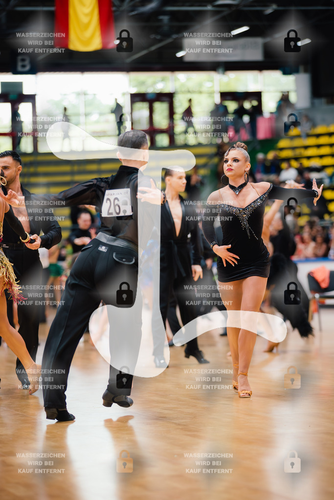 Hessen Tanzt WDSF International Open Latin 44th (26) Dennis Deiloff _ Sabrina Deiloff (TGC Rot-Weiß Porz)-2025-05-18-3350 | Webshop for digital downloads and prints of dance sport, event & show photographer Julian Link - Realisiert mit Pictrs.com