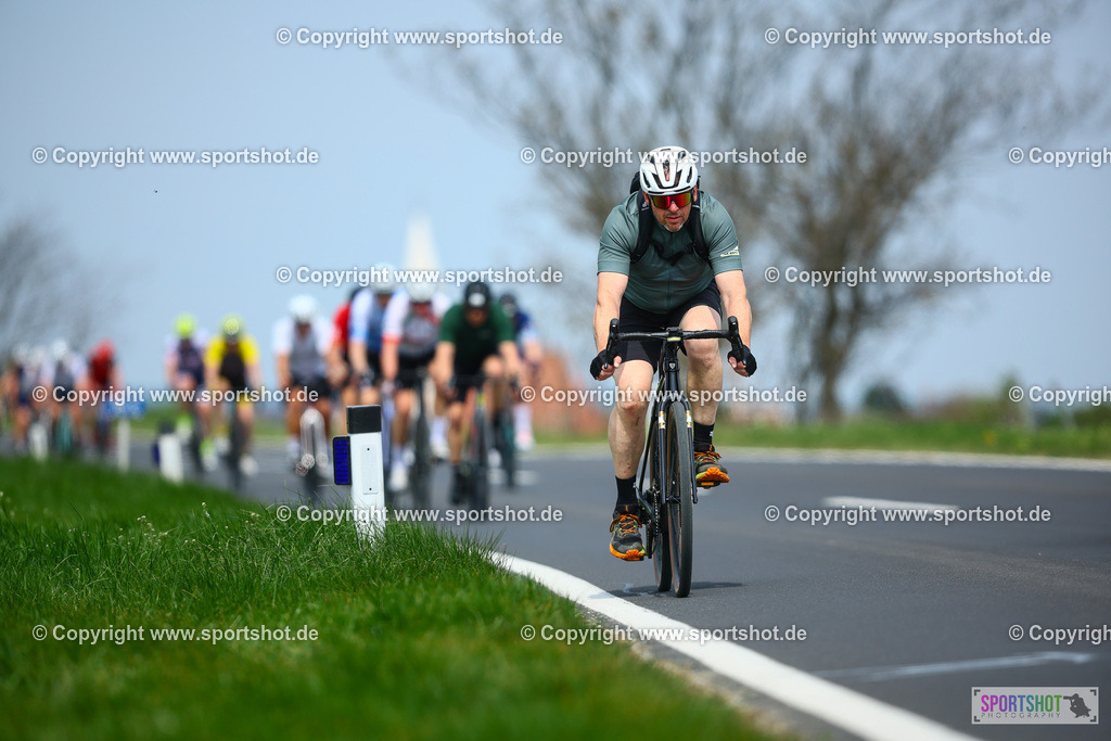 340_TRA56471 | Neusiedlersee Radmarathon 2026@sportshot_your_pictrs #yourpictures#roadtowm2029 #nrm #neusiedlerseeradmarathon #neusiedlersee #neusiedlerseetourismus #burgenland #mörbisch #nrm26 #burgenlandtourismus #voglundco #poweredbyburgenlandtourismus #radsport #rad #marathon #ucigranfondo #visitburgenland #ucigranfondoworldseries