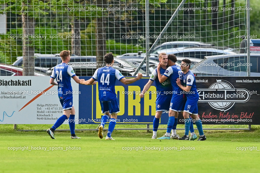 SV Dellach Gail vs. SAK 29.5.2023 | Jubel SV Dellach Gail Mannschaft, #24 Fabien Unterasinger, #44 Daniel Gratzer, #86 Lukas Fabian Santner
