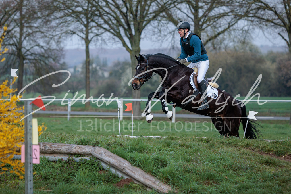 20260329-_3LI3475 | Tierfotografie Pferde, Hunde, Katzen, Haustiere.
Turnierfotografie Reitturniere, Reiten, Springreiten, Dressur in Hanau, dem Main-Kinzig-Kreis und dem Rhein-Main- Gebiet um Frankfurt
