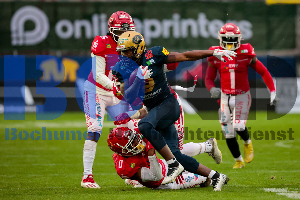 SES_POTDRE20241012-40 | bond - Realisiert mit Pictrs.com