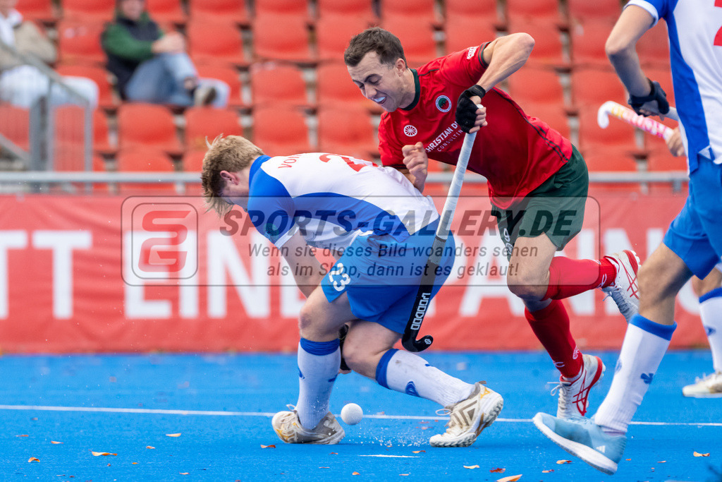 HK_20241019_107896 | 1. Bundesliga Herren Crefelder HTC - Großflottbeker THGC am 19.10.2024 CHTC, Krefeld , Sharp Lachlan ( Crefelder HTC #9 ) , Otto von Stechow ( GTHGC #23 )