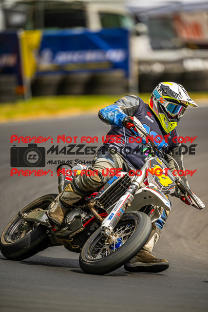 MaZZes_FotoMatrix_230701_9442 | UE40