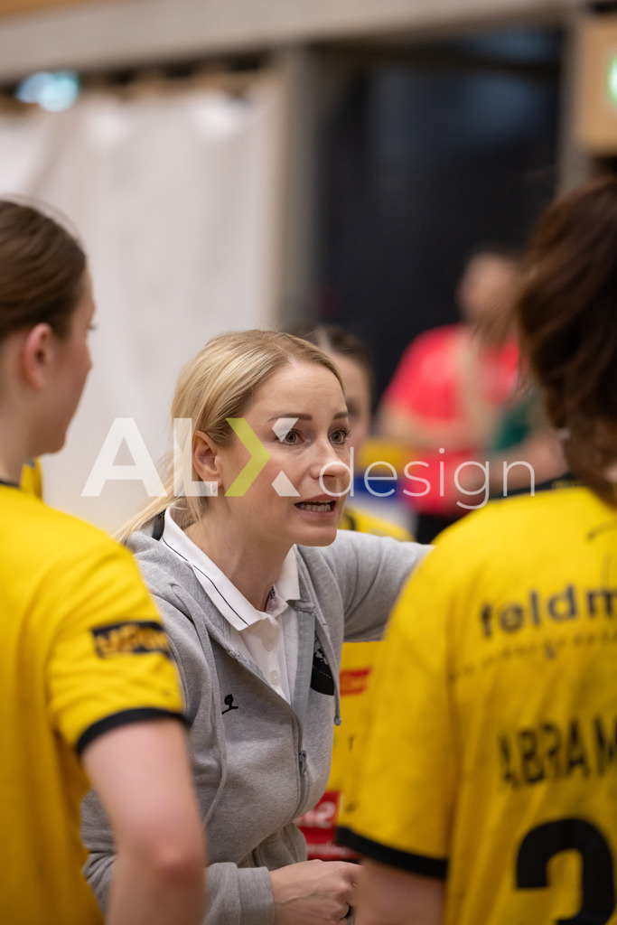 Handball I Frauen I Saison 2025-2026 I Handball Swiss Premium League 1 | Women I Round 5 I  Yellow Winterthur - GC Amicitia Zürich I 15.03.2026 | Gréta Grandjean (CH) (Yellow Winterthur) – Cheftrainerin - Realisiert mit Pictrs.com