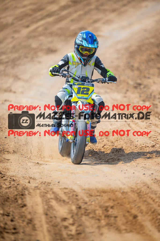 MaZZes-Fotomatrix-20260816-615360 | ROOKIES