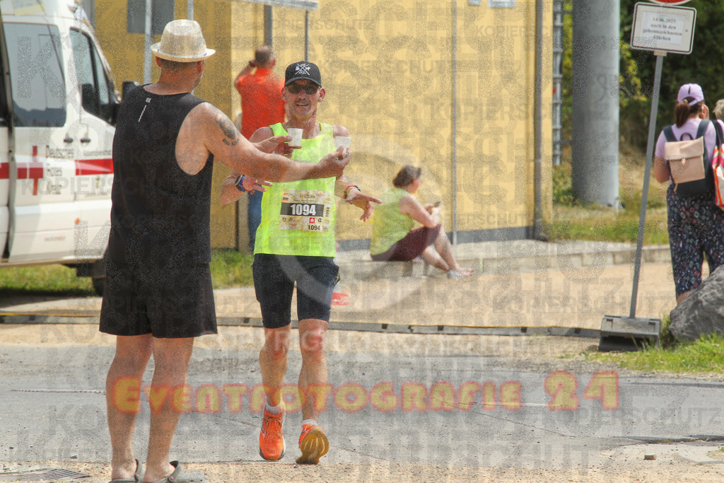 250614_1143_EV4_9176 | Sportfotografie im Rhein-Sieg Kreis, Köln, Bonn, NRW, Rheinland Pfalz, Hessen, etc. Unser Tätigkeitsfeld umfasst den Laufsport vom Volkslauf über den Marathon, Duathlon, Triathon bis zum Ultralauf wie Kölnpfad Ultra oder Schindertrail.