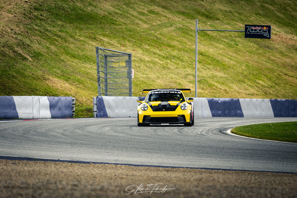 R6PZ2086 _Alexander Tschuncky | Entdecken Sie die faszinierende Welt von Alexander Tschuncky Arts: Kreative Fotografie, atemberaubende Automobilkunst und hochwertiger Bilderdruck. Lassen Sie sich inspirieren! - Realisiert mit Pictrs.com