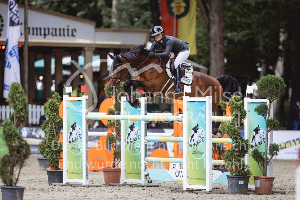 240915_OWLCh_Quali1GP-514 | Deine schönsten Turniermomente als professionelle Fotos! Entdecke hochwertige Pferdesport-Fotografie im Online-Shop. Jetzt Fotos finden & bestellen!