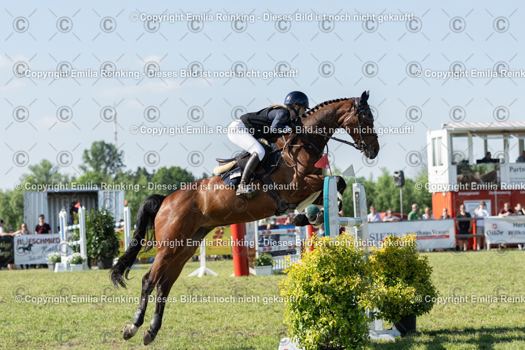 CL5A5546 | Emilia Reinking Fotografie - Realisiert mit Pictrs.com