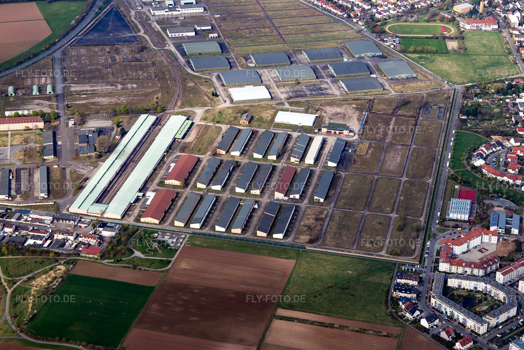 Luftbild: Am Aubuckel im Ortsteil Käfertal in Mannheim im Bundesland Baden-Württemberg in Deutschland. Foto: IMG_077005.jpg vom 12.04.2015 durch Werner Riehm/FLY-FOTO.de