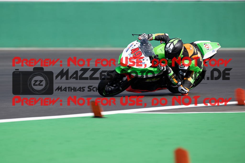 MaZZes_FotoMatrix_220507_95305 | Fotograf Mathias Schmid
Sportfotograf,
Eventfotograf,
Hochzeitsfotograf,
Portraitfotograf