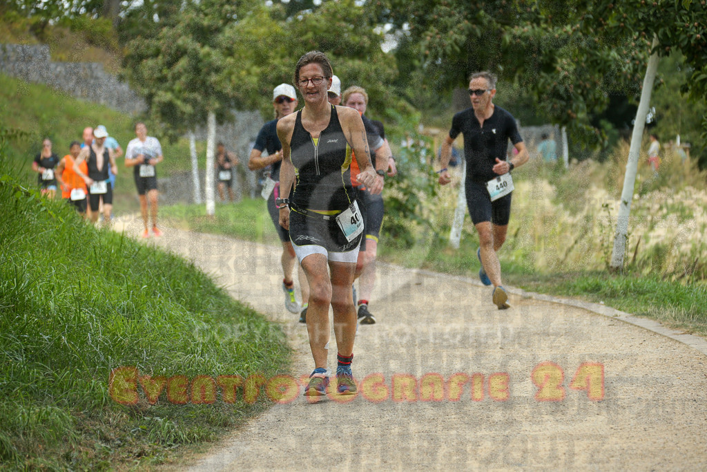 250824_1356_EX1_4353 | Sportfotografie im Rhein-Sieg Kreis, Köln, Bonn, NRW, Rheinland Pfalz, Hessen, etc. Unser Tätigkeitsfeld umfasst den Laufsport vom Volkslauf über den Marathon, Duathlon, Triathon bis zum Ultralauf wie Kölnpfad Ultra oder Schindertrail.