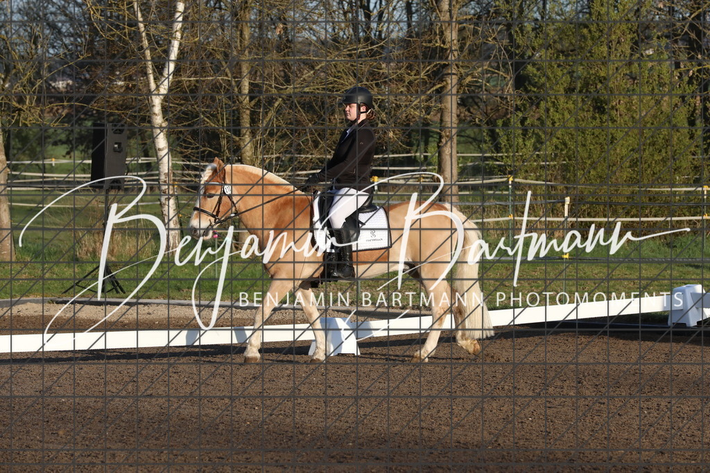 AZ2A2289 | Benjamin Bartmann Photomoments