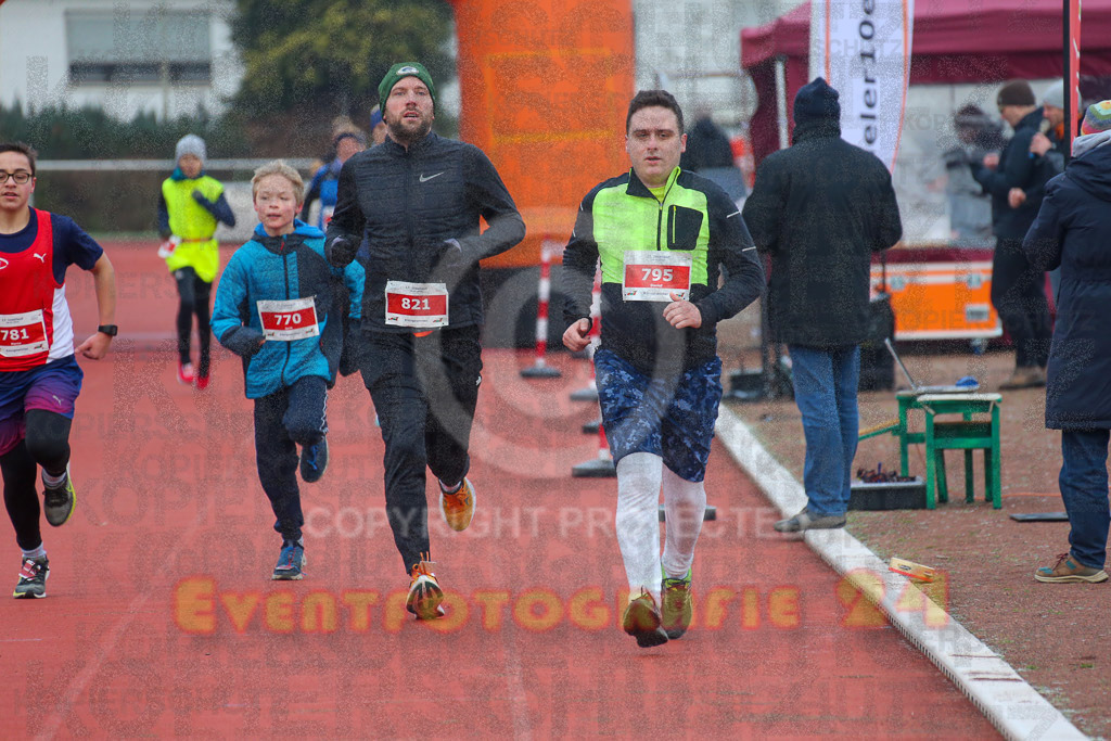 230129_1013_EX1_3399 | Sportfotografie im Rhein-Sieg Kreis, Köln, Bonn, NRW, Rheinland Pfalz, Hessen, etc. Unser Tätigkeitsfeld umfasst den Laufsport vom Volkslauf über den Marathon, Duathlon, Triathon bis zum Ultralauf wie Kölnpfad Ultra oder Schindertrail.
