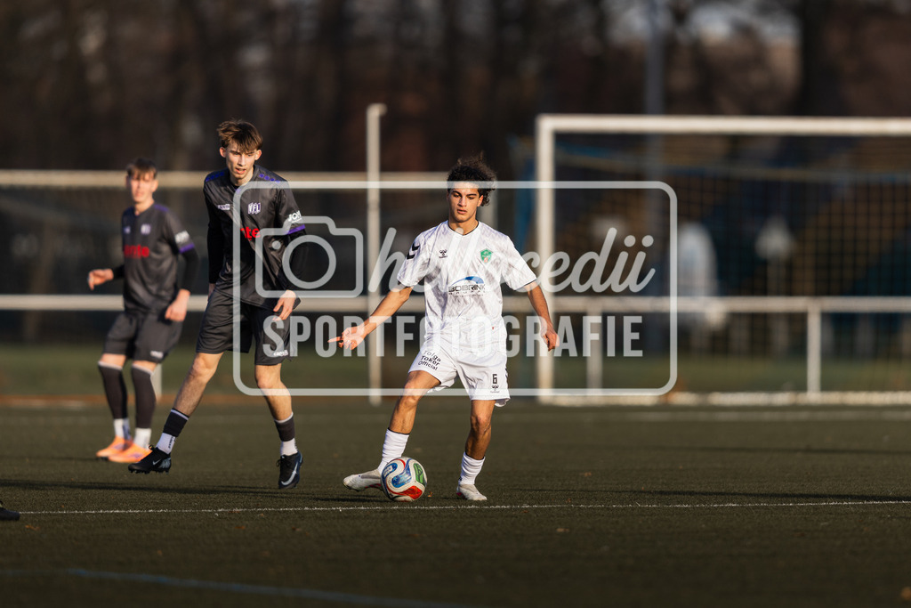Fußball I Herren I Saison 2025-2026 I Freundschaftsspiel I VFL Osnabrück A-Junioren - JFV Bremen-094 | Siban Abdulkader (6, JFV Bremen) - Realisiert mit Pictrs.com