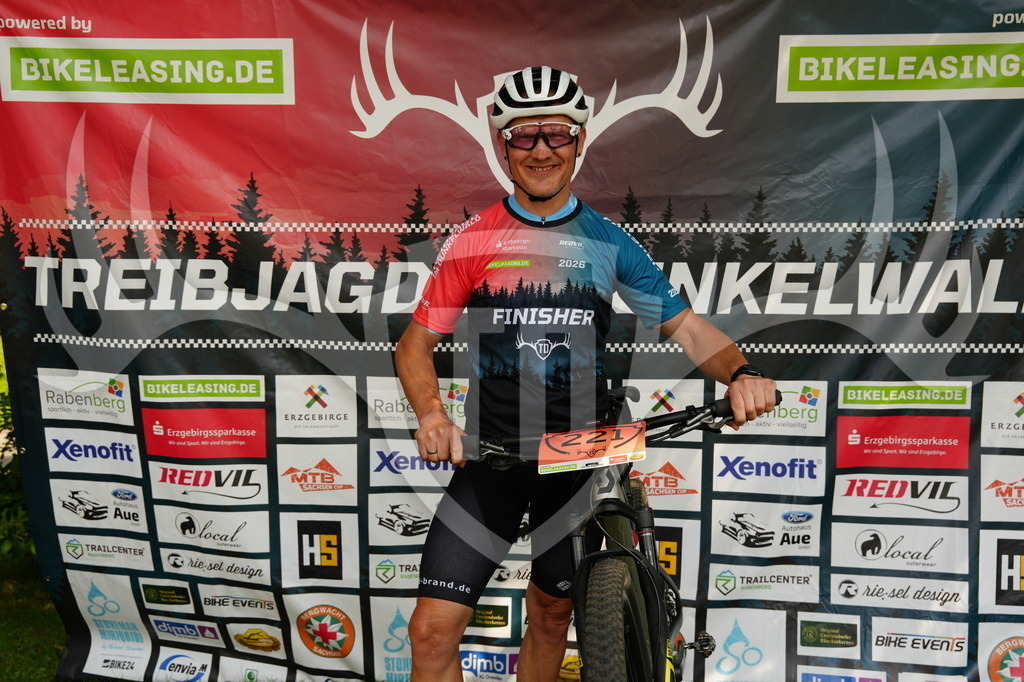 FC605689 | Fotogalerie der Treibjagd im Dunkelwald - Dein MTB Etappenrennen im Erzgebirge - Realisiert mit Pictrs.com