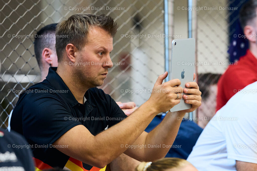 IYDMD2025_20250425143428_R62_0832_1 | Fotograf aus Berlin. Sport-, Event- und Porträtfotografie. In Zeiten sich immer weiter verbreitender Bildgeneration durch KI lege ich meinen Fokus auf authentische Darstellungen. - Realisiert mit Pictrs.com