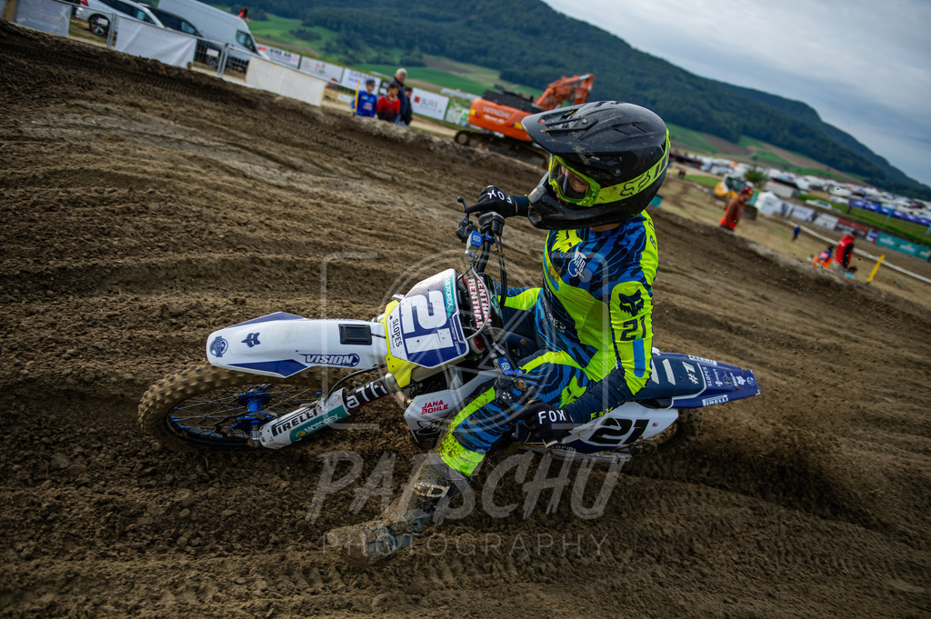 Lady (315) | Paeschuphoto Shop - Wer nicht sucht der auch nicht findet.Ob Motocrossbilder oder von einem besuchtem Spiel, Hauptsache Action. - Realisiert mit Pictrs.com