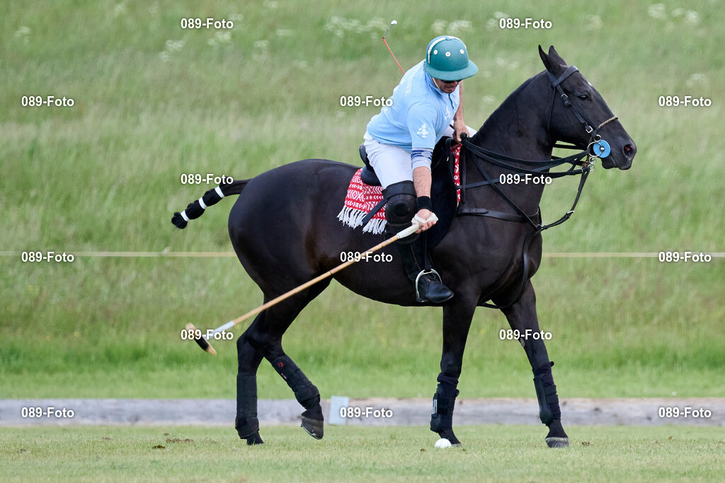 La Tarde Primavera Cup 2025, | La Trade Polo Club Munich, La Trade Primavera Cup 2025, H3 Polo Passion Team vs Ostersee Polo Team, La Trade,  2025-05-24 in Thann / Holzkirchen (Reitanlage) Foto: 089-foto - Realisiert mit Pictrs.com