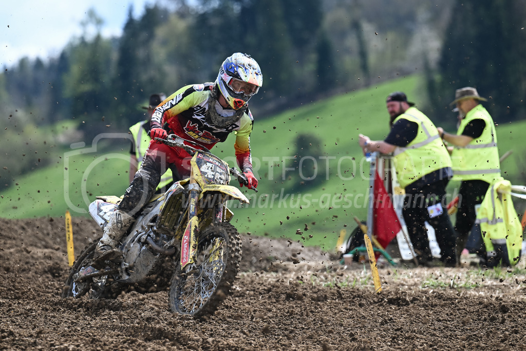 Motocross Schlatt bei Winterthur - 29. April 2023 | #42 Schaerer Noel aus Moeriken (CH) auf SUZUKI in der Kategorie MX2 am Motocross Schlatt bei Winterthur, 29. April 2023.
Instagram: @mx_schlatt | @mc_wila | @sam_schweiz
Bild: Sportfotografie Markus Aeschimann | www.markus-aeschimann.ch - Realisiert mit Pictrs.com