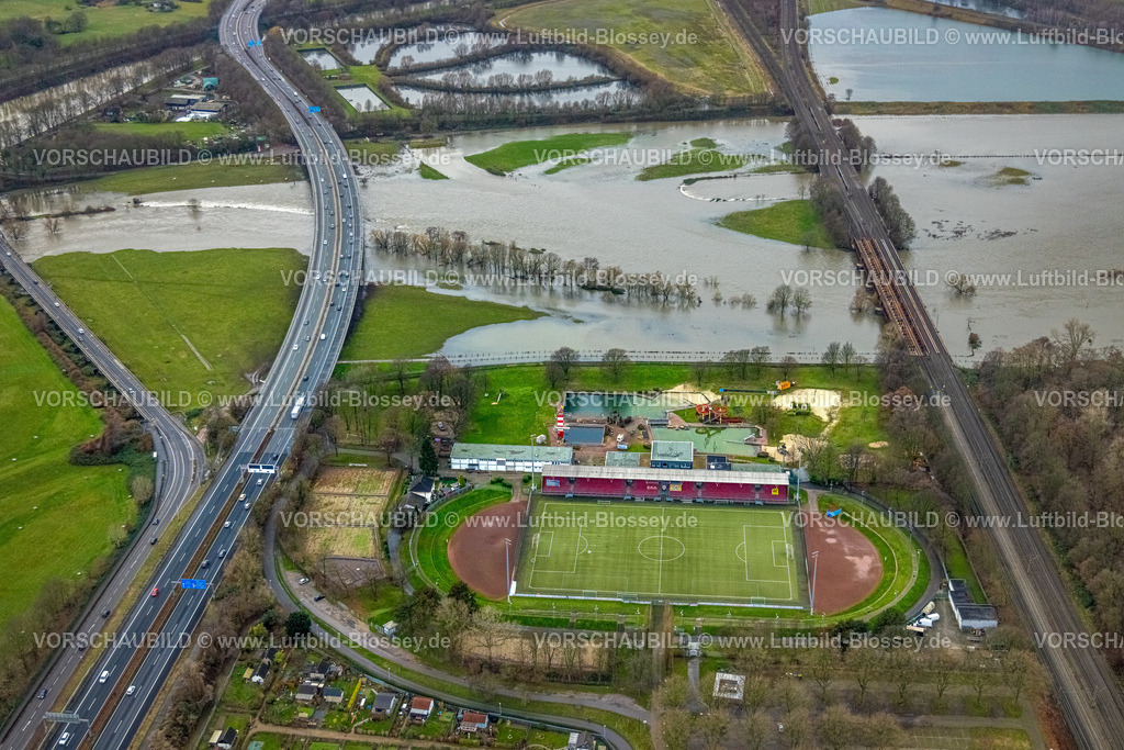 Muelheim231203103Ruhr | Luftbild, Ruhrhochwasser, Weihnachtshochwasser 2023, starke Regenfälle,  Styrum - Süd, Mülheim an der Ruhr, Ruhrgebiet, Nordrhein-Westfalen, Deutschland