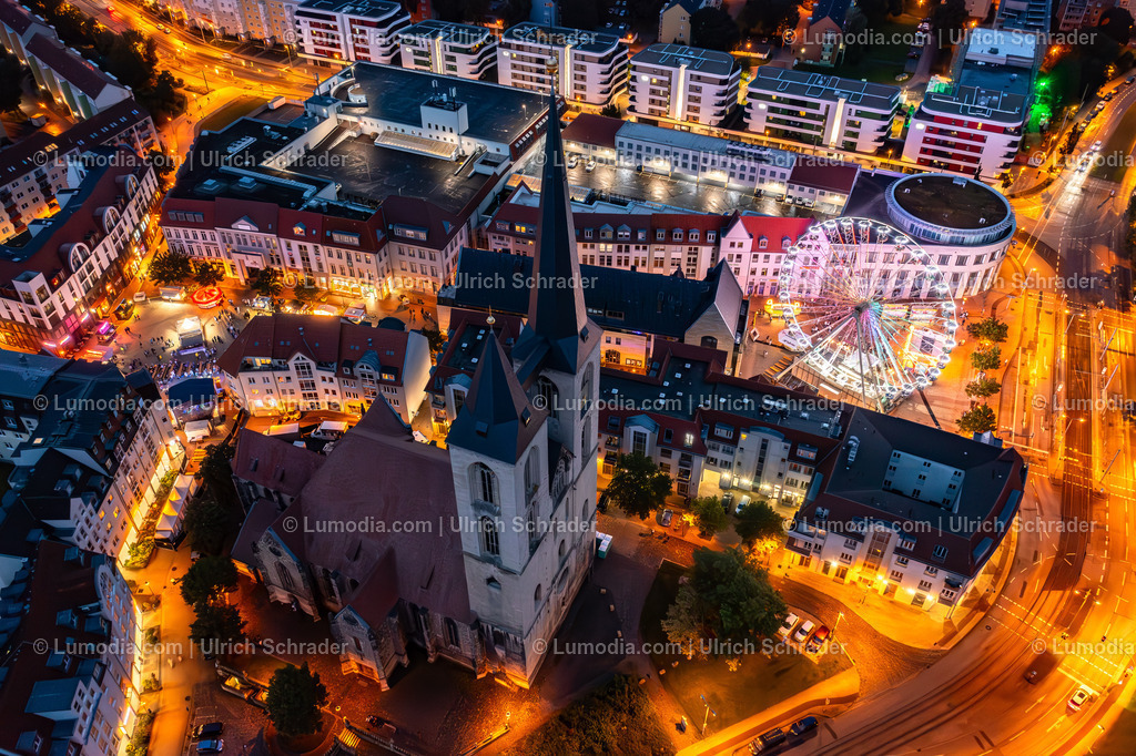 10049-51693 - Halberstadt - Stadtzentrum - 25 Jahre Rathauspassage | Stockfoto und Bilderpool mit Bildmaterial aus Deutschland, dem Harz, Halberstadt, Quedlinburg, Wernigerode und weltweit. Qualitativ hochwertige und professionelle Fotos anschauen und kaufen. - Realisiert mit Pictrs.com