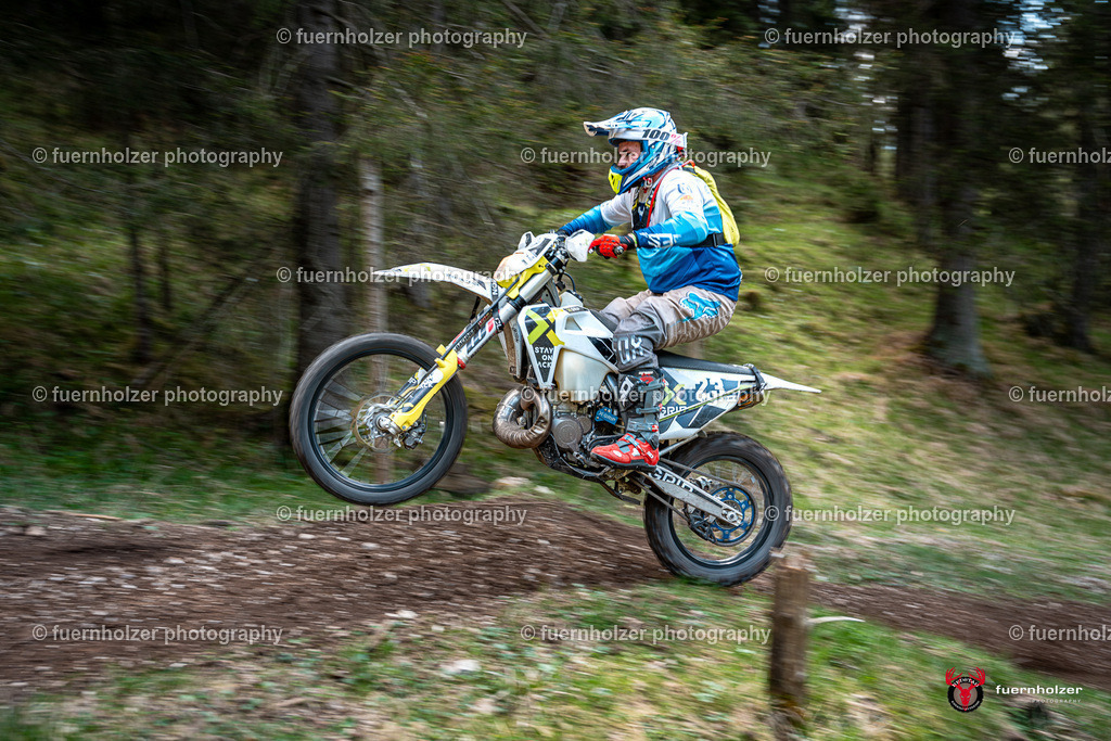 fuernholzer_250501-C1-770 | Fotografische Impressionen von der Red Stag Enduro Extreme by fuernholzer-photography.com. Endurosport in Österreich fotografisch festgehalten von fuernholzer. Auftragsfotografie für Private, Gewerbefotos und Industriefotografie. Eventfotografie, Sportfotografie und Motorsportfotografie. Anbieter von Fotoworkshops, Fototraining, fotografischen Vorträgen und Fotoseminaren.